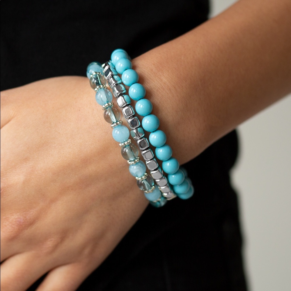 ❤️‍🔥5/$25❤️‍🔥 Globetrotter Glam Blue Bracelet
